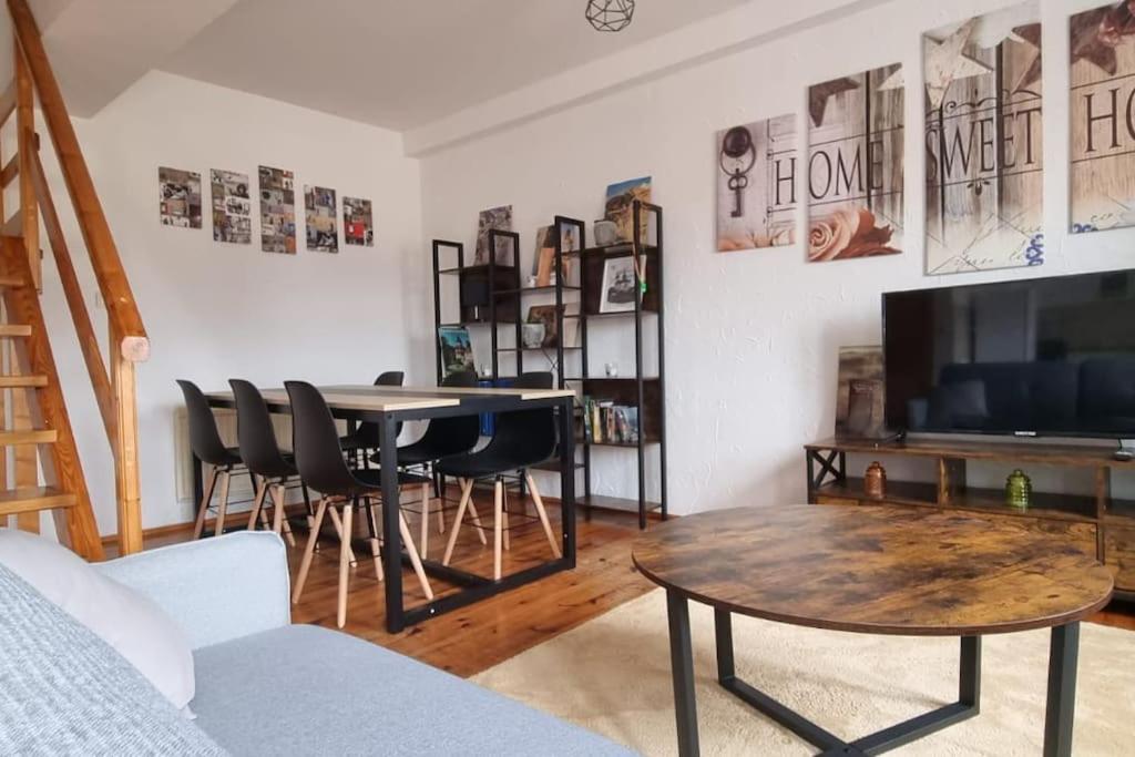Cosy Triplex 3 Chambres Pont-de-lʼArche 외부 사진